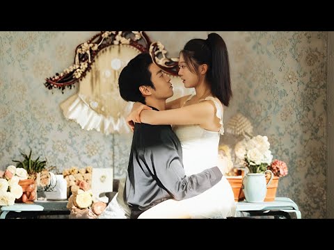 مليونير قاسى أستغلها تتجوزه رغم خوفها منه بسبب وشه المشوه بس عشقها بجنون فى السر لحد ما سلمته قلبها مليونير قاسى أستغلها تتجوزه رغم خوفها منه بسبب وشه المشوه بس عشقها بجنون فى السر لحد ما سلمته قلبها