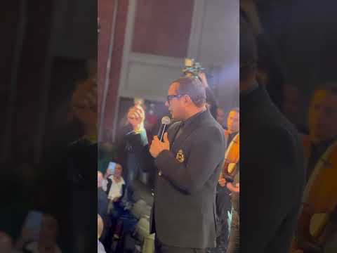 محمود الليثي يغني هيجيلي موجوع للنجم تامر عاشور محمود الليثي تامر عاشور هيجيلي موجوع