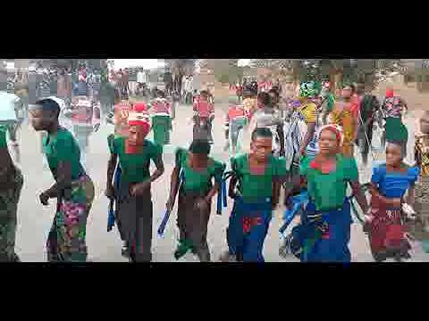 Angalia Wanawake Wa Kisukuma Wanavyocheza