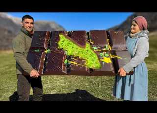  We Ve Made The Biggest Dubai Chocolate Bar