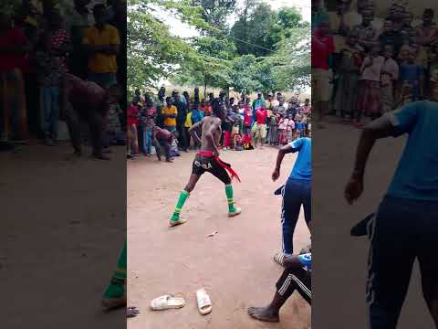 NYANDA MASUMBUKO Wakiwa Mazoezini Nyumbani Kwao NYANDA MASUMBUKO Wakiwa Mazoezini Nyumbani Kwao