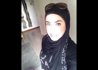  بنت لبنان دلوعه