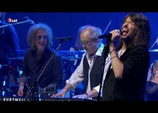Foreigner 40th Anniversary With The 21st Century Symphony Live