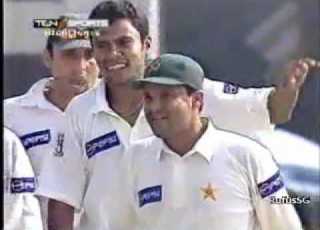  Danish Kaneria 5 46 Vs South Africa 1st Test 2003