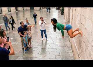  Incredible Street Performances Caught On Camera