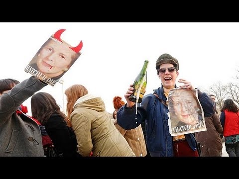 سكان بريكستون يحتفلون بوفاة مارغريت تاتشر