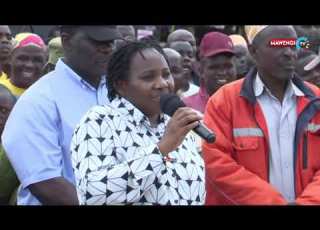  ONA JINSI MENEJA WA TANESCO MPANDA ALIVYO BANWA MBAVU NA WAZIRI MKUU