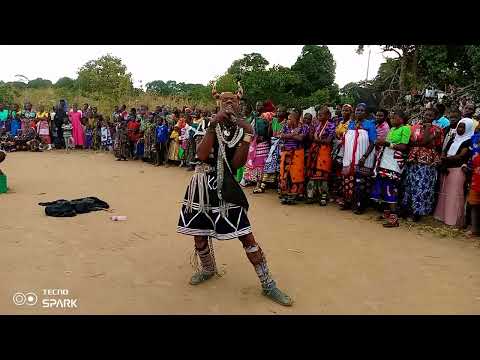 Lahayapombe Yampagawisha Papaa Makolokolo