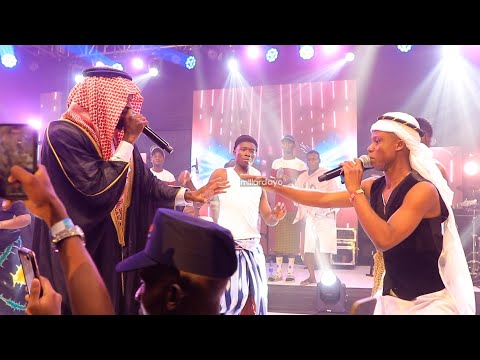 SALUH KULWA AMPANDISHA DIAMOND PLATINUMZ JUKWAANI WA PERFORM PAMOJA