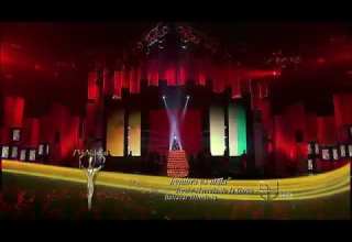 Glória Trevi Cantando Tema Da Novela Teresa E Angelique Boyer Interpretando No Palco