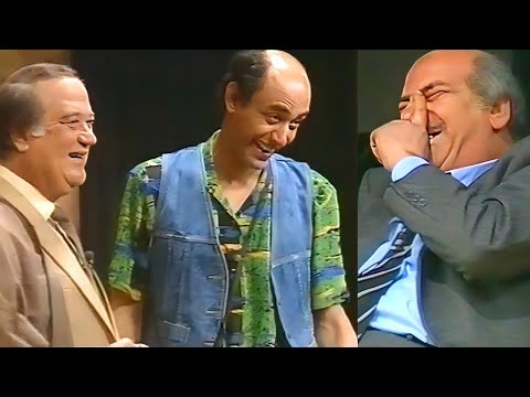 حسن عابدين واحمد بديروحسن حسني خرجوا عن النص في مشهد واحد علي المسرح