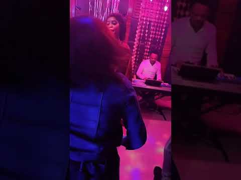 حفلات مصر فك عرش تقيل