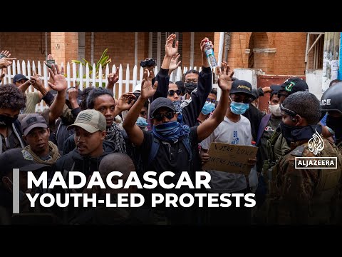 Von Jugendlichen Angeführte Proteste In Madagaskar Fordern Den Rücktritt Von Präsident Andry Rajo