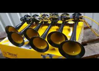 Basuri Musical Airhorn Baby Shark And 39 More Crazy Songs