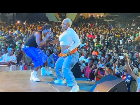 MBOSSO ALIVYOMPANDISHA BONGE LA DADA CHAN SINGELI FESTIVAL MASHABIKI NA MASTAA WAPAGAWA