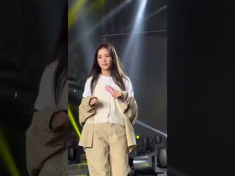 Vsoo Similar Suits Kpop Blackpink Bts Jisoo Taehyung Vsoo Vsooshorts Bangpinkedits Ship