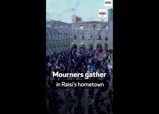  Mourners Gather In Raisi S Hometown