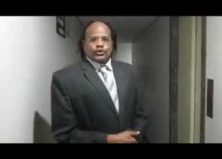 عوض شبير يقلد لص الدكاترة في السودان مأمون حميدة