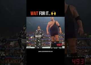 John Cena Carrying A 500 Pound Heavy The Big Show On His Shoulders Like Its Nothing WWE