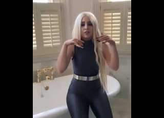  Ava Max SLAYING So Am I Acapella