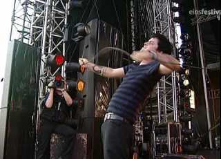 Green Day Basket Case Live BIZARRE FESTIVAL 2001
