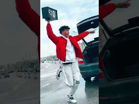 ارقص يا عم صابر