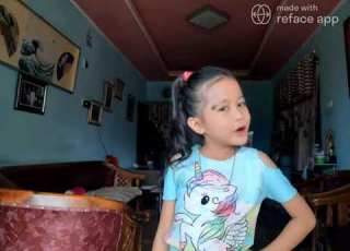  Lucu Mimik Wajah Mutiara