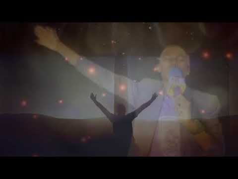 REKA KURIRA By Tito Kwizera Official Video Lyrics