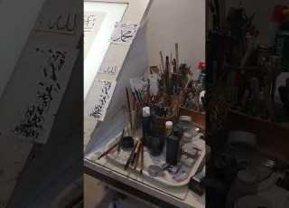 هذا هو القلم الذي كتب فيه الشيخ عثمان طه القرآن ١٥ مره