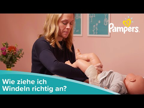 So Ziehst Du Deinem Baby Eine Frische Windel An Pampers Experten Service