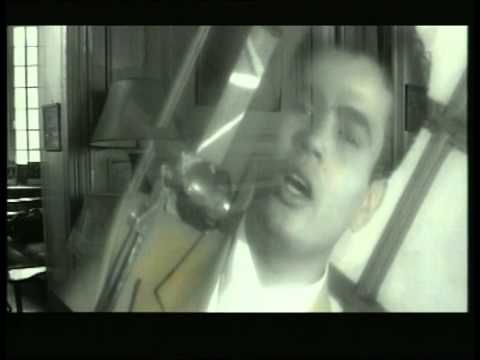 Amr Diab 7abebe عمرو دياب حبيبى