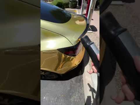 تسلا سيارات