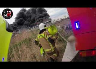  Pożar Palet I Makulatury W Firmie Z Owocami