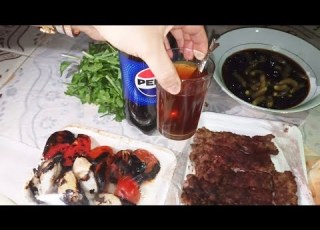 فيديو من بيت اهلي واخيرا التقيت ويه الحبايب جان يوم مميز