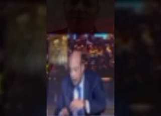 عمرو أديب يسخر من رئيس نادي الزمالك بطريقة غريبة