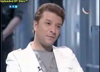 مصطفى كامل فى برنامج مذيعه من جهه امنيه الجزء الثالث