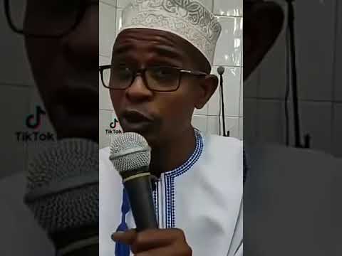 Ulimi Mchafu Sio Ule Haukupigwa Mswaki Bali