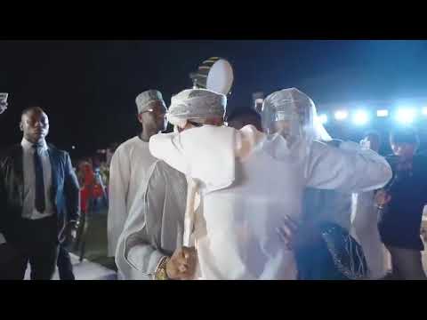 TAZAMA GIGY MONEY ALIVYOINGIA UKUMBINI KWENYE HARUSI YAKE