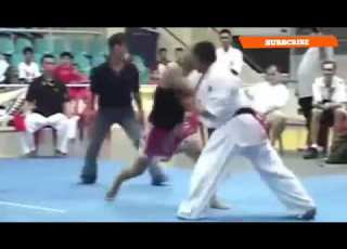 نزال حقيقي بين كيوكوشنكاي ولاعب مواي تاي YouTube