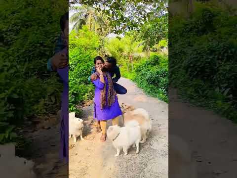 Hundeangriff Küss Mich Lustig Lustig Odishabulabuli Komödienfilme Komödie Milibabblu