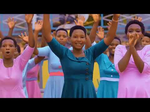 Fecabu Masanganzira Turagomba Kurengana Official Chorale Video