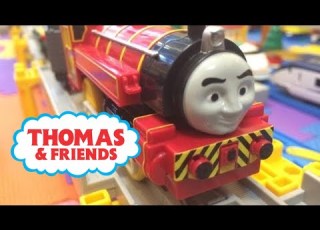 Unbox Thomas Friends Victor 開封走行動画 きかんしゃトーマス TS 18 ビクター Victor 00422 Z