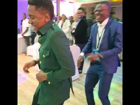 Sebene Ndani Ya USIKU WA HAMASA Likiongozwa Na MC ELIUD SAMWEL Sebene Ndani Ya USIKU WA HAMASA Likiongozwa Na MC ELIUD SAMWEL