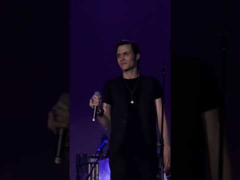 الشتا غناء كايروكي من حفلة محمد منير في جدة