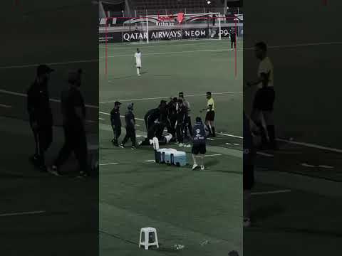 فزعة يزن النعيمات لأخوه بدر في مباراة الاردن وعمان النشامى الاردن يزن النعيمات بدر النعيمات فزعة يزن النعيمات لأخوه بدر في مباراة الاردن وعمان النشامى الاردن يزن النعيمات بدر النعيمات