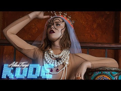 Kristina Bazan Casts A Spell AtKode