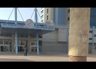 سياحة في مول الواحة الخرطوم