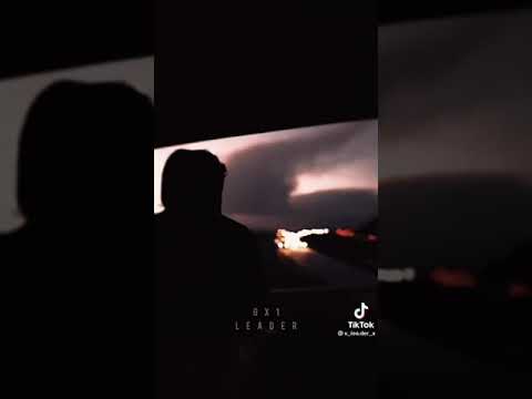 وانا لسه باقي ع الحاجات اللي انا جمبك عيشتها موسيقي