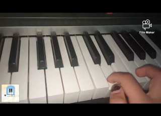 تعلم عزف مقطع من اغنيه رايقه عمرو دياب على البيانو