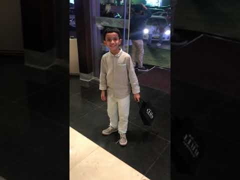 سعود واخوانه يستقبلهم فواز آل سعاده وفهد آل سعاده في الكويت